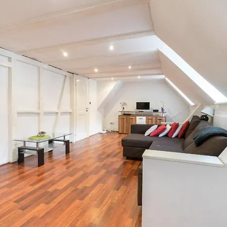 Apartment 32 Grand Rue 2pc